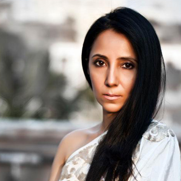 Anamika Khanna Top Fashion Designer